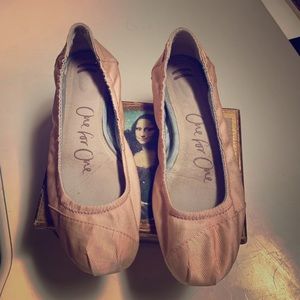 Toms pink ballet flats 8